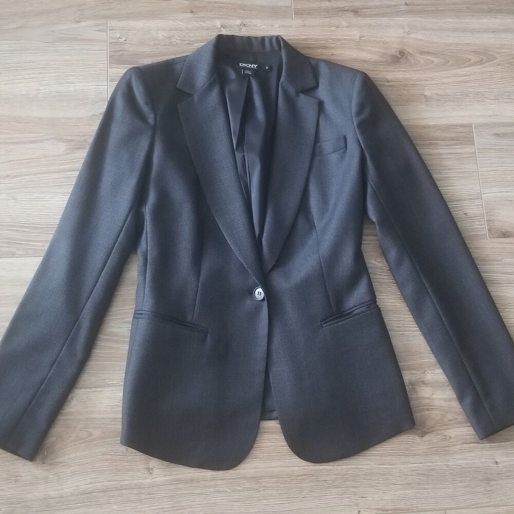 WOMEN'S SIZE 2 BLAZER DARK GRAY BLACK COLOR
